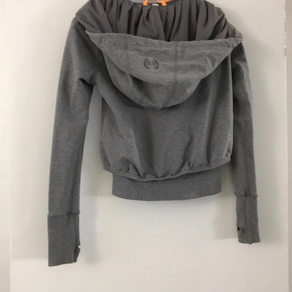 Lululemon exhale jacket size 2 - Picture 5 of 8